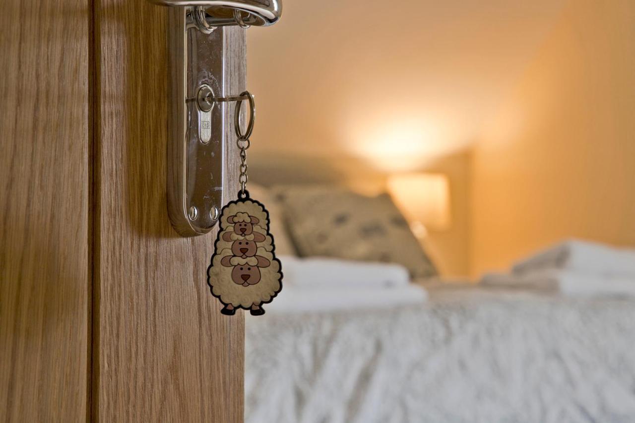 Moorland View Farm B&B Oakamoor Екстериор снимка